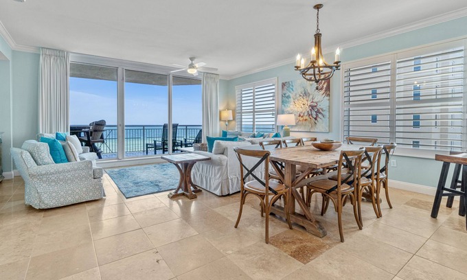 Ono Island Condo | Modern Gulf-front condo with multiple pools & steps to dining