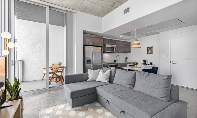 Downtown Miami Apartment | Modern High-Rise Escape in the Heart of Miami, 1 Bed & 1 bath