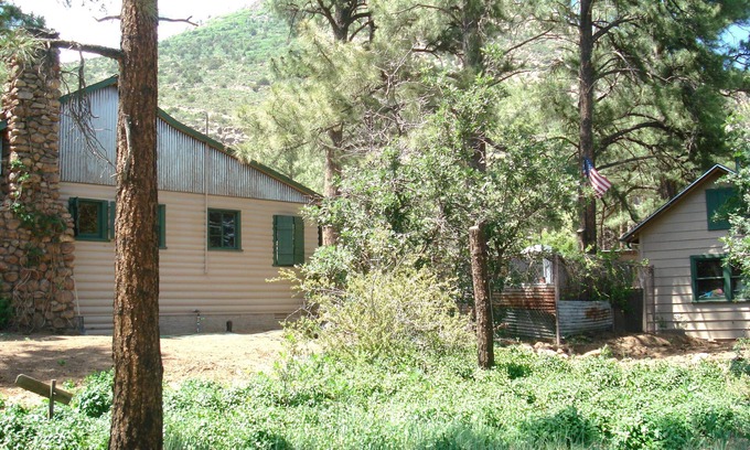 Flagstaff Cabin | Modern Historic Cabin, Quiet, Private