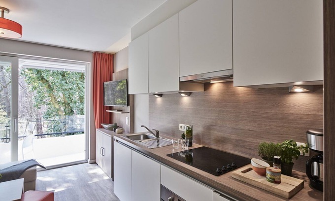 Houthalen Apartment | Modern holiday apartment in green environment