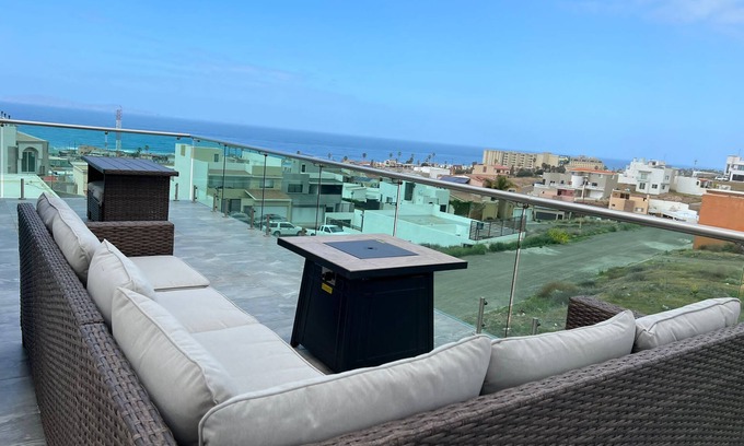 La Joya House | Modern home a few minutes from Rosarito