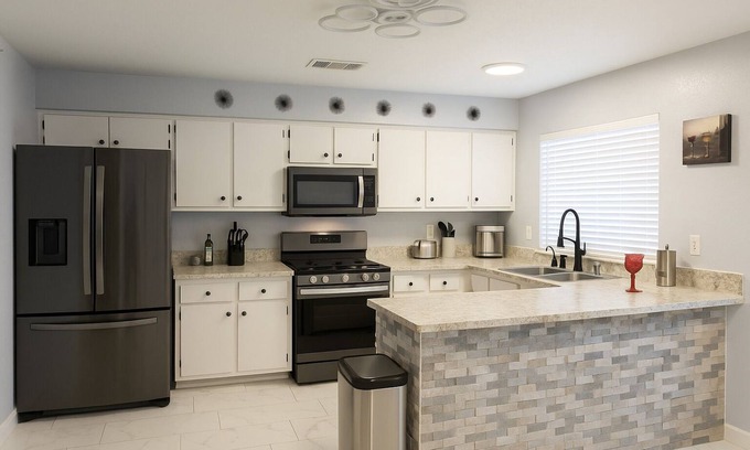 Sunrise Manor House | Modern Home & Cozy Stay - Near Las Vegas Strip