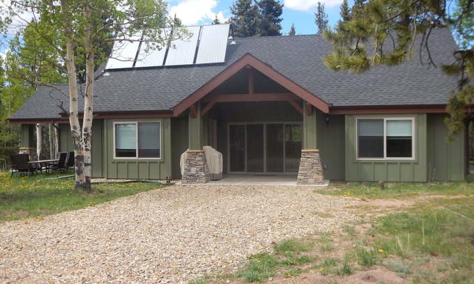Divide House | Modern Home Secluded in the Mountains With Breathtaking Views in Divide CO