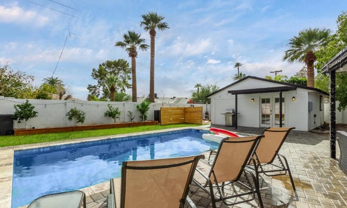 Village Grove House | Modern Home with heated pool and guest house