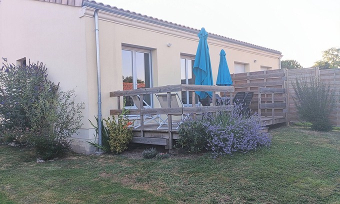 Saint-Ciers-dAbzac House | Modern house T3 65m² enclosed garden, free parking - Bordeaux wine region
