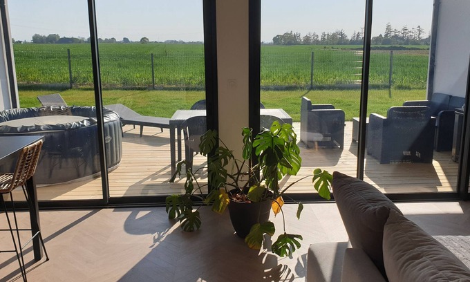 Pordic House | Modern house facing fields, 4 minutes from the beach