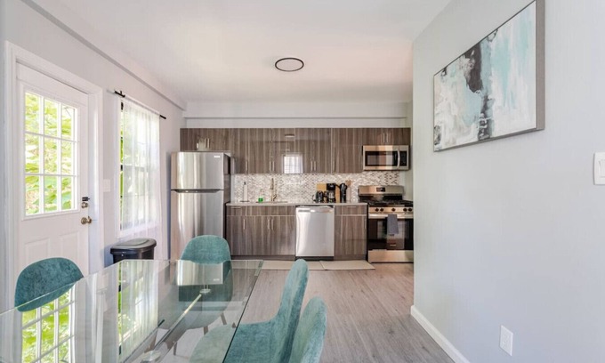 Black Rock Historic District House | Modern House in Black Rock