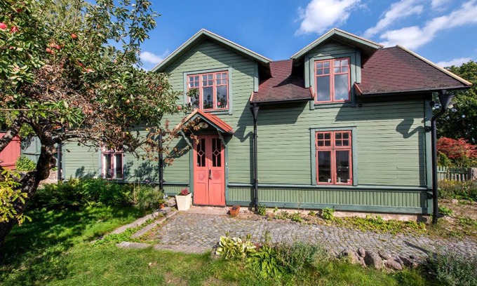 Ronneby House | Modern house in Ronneby near lake and sea