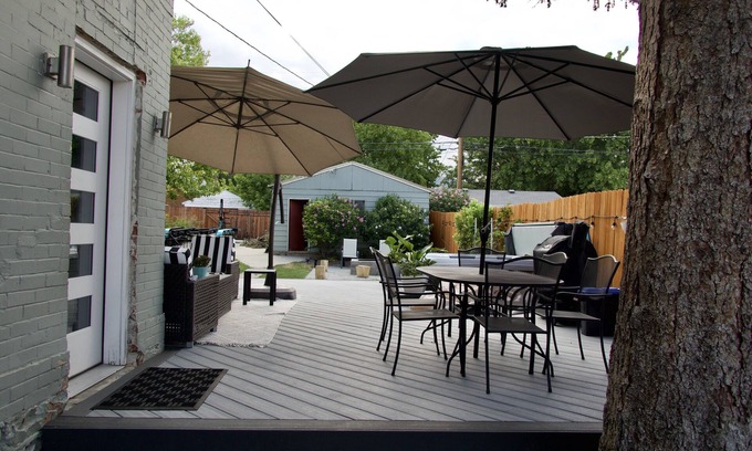 East Central House | Modern house with large deck near downtown