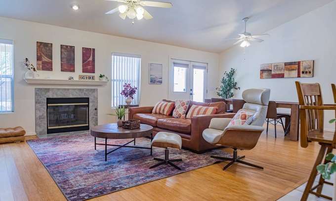 Chandler House | Modern House with Office, Cornhole, Near Freeways