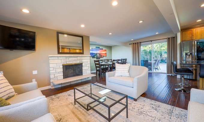 Northeast Bellevue House | Modern Lake Hills Villa, ideal long or shared stay, EV charger