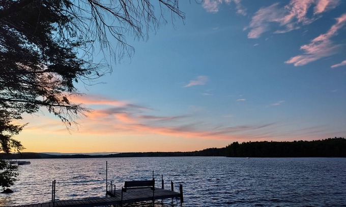 Oakland Cabin | Modern lakeside log cabin on pristine East Pond Oakland Maine's Belgrade Lakes