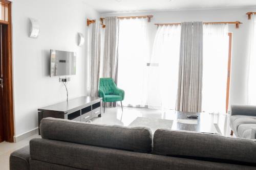 Tana River Apartment | Modern Luxurious 3-bedroom in Vipingo