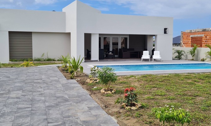 Bon Accord Village Villa | Modern luxury 4 bedroom villa close to Crown Point and beaches