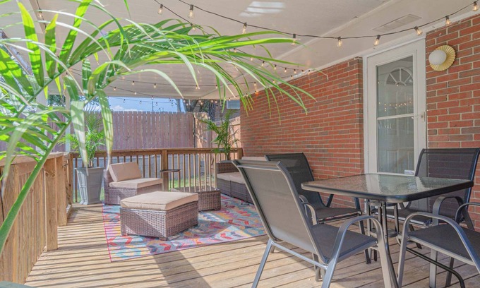 Fortson House | Modern Luxury Cottage w/Pool | Near Fort Moore