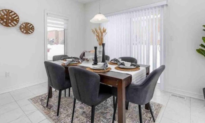 Whitby House | Modern Luxury Home