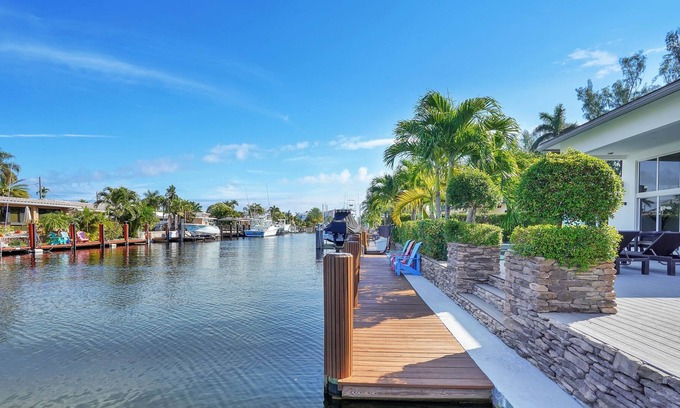 Pompano Isles House | Modern Luxury Waterfront Heated Pool Home