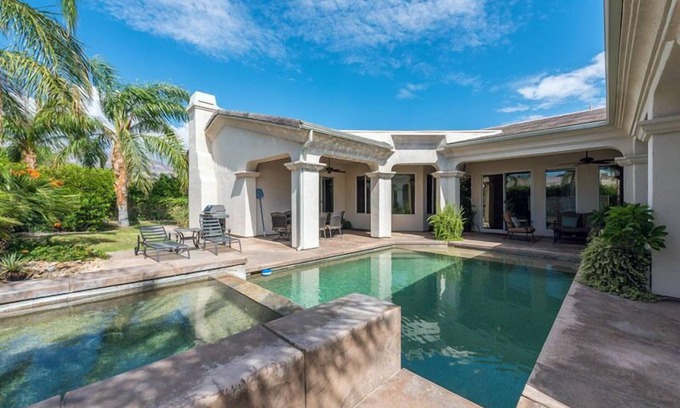 Racquet Club South House | Modern Mediterranean - 3 Bed 4 Bath Home