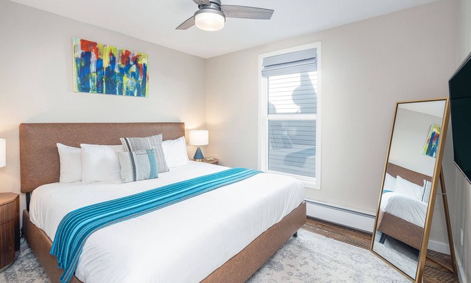Telluride Condo | Modern Mid-Town Hideaway, Steps to Gondola, Walk Anywhere
