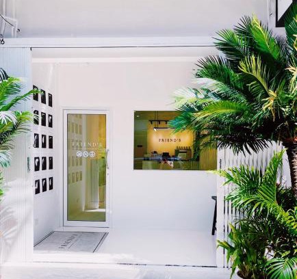 China Town Apartment | Modern Minimalism - Mandarin Palm Penthouse