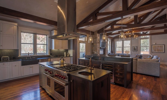 Telluride Condo | Modern Mountain Retreat w/Breathtaking Views @ Auberge Element 52