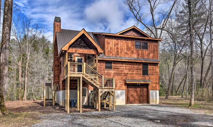 Murphy Cabin | Modern Murphy Cabin w/Nottely River Views!