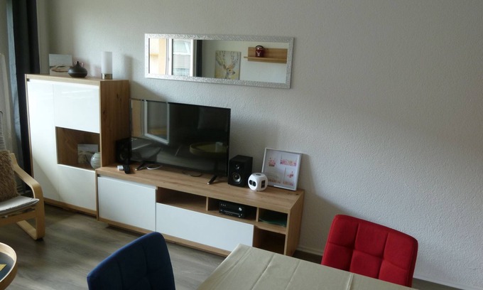 Mucheln Apartment | Modern, newly furnished 3-room apartment in Mücheln.