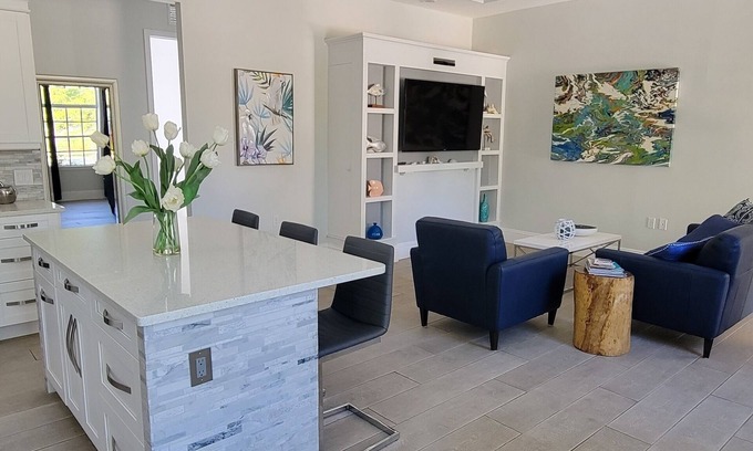 Oakes Estates House | Modern North Naples Villa on 3 Acres!