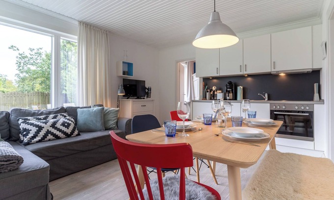 Westerdeich Apartment | Modern North Sea vacation apartment "Dolly" - your home on the coast