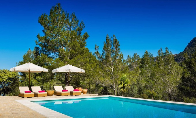 Banyalbufar Villa | Modern Oasis in Banyalbufar, 1022
