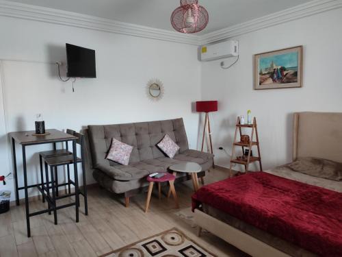 El Aouina Apartment | Modern Oasis S0 - Rare stylish apartment
