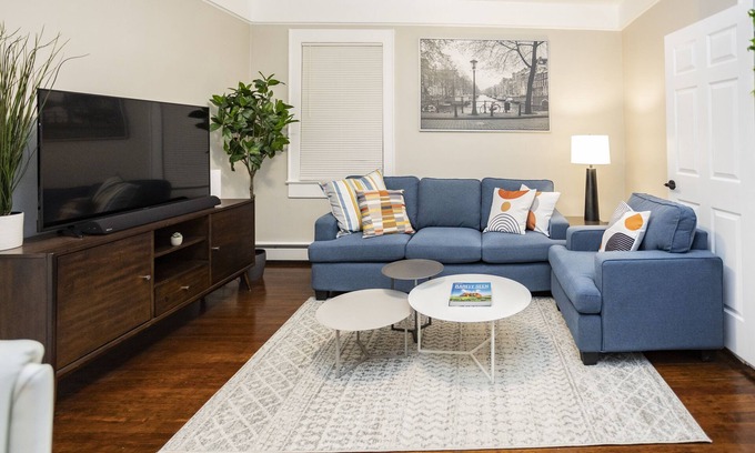 Bloomfield Apartment | Modern Oasis w/Unique Amenities