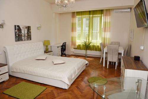 Old Town Apartment | Modern Old Town Ap. Baritiu