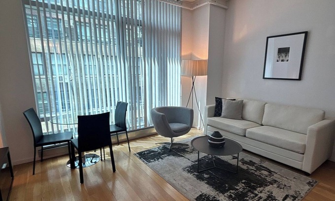 Central New York City Apartment | Modern One Bedroom in the Heart of Midtown West