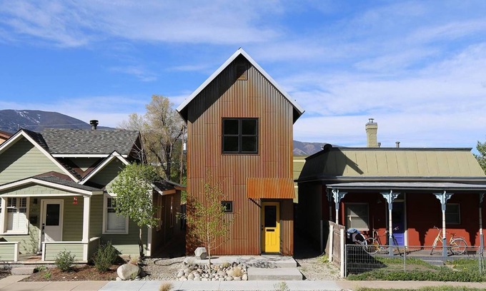 Salida House | Modern Parkside Surf House in Charming Salida