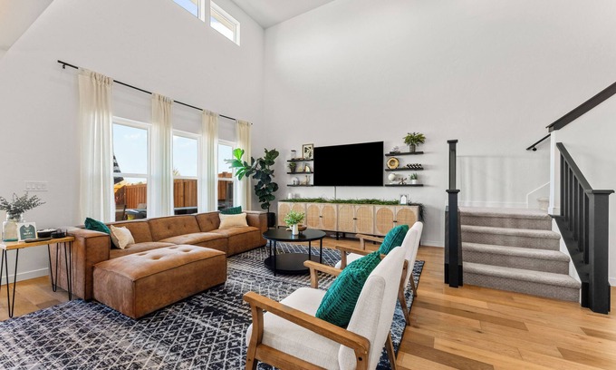 Southwest Ada County Alliance House | Modern - Pool - Blackstone - Turf Backyard - Stocked Kitchen