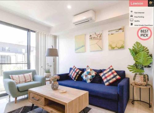 Lawson House | Modern & Quiet 2BR Townhouse with Free Parking