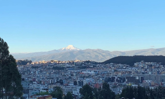Quito Apartment | Modern Quito Apartment with Stunning Views - Near Historic Center & Teleférico