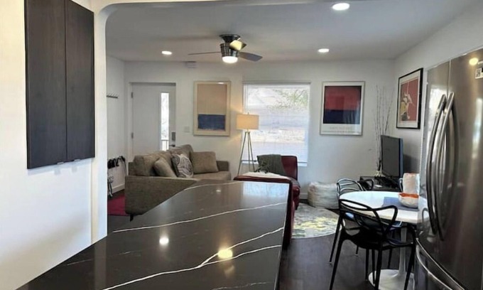 Des Moines House | Modern Ranch near Knapp Center, Stadium, Downtown