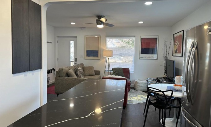 Des Moines House | Modern Ranch near Knapp Center, Downtown