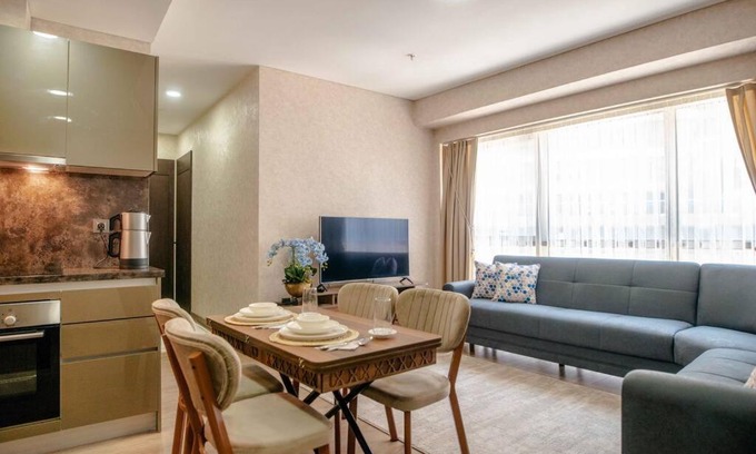Mustafakemalpasa Apartment | Modern residence in a complex with pool