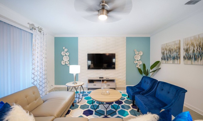 Kissimmee House | Modern Resort-Disney theme - Pvt. Pool/Spa - Arcade - 16ppl
