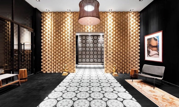 Berkeley Hotel | Modern Retreat w/Balcony Views + Stunning Rooftop Patio