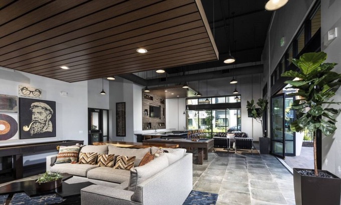 Menlo Park Condo | Modern Silicon Valley Condos with Rooftop Lounge and Pool