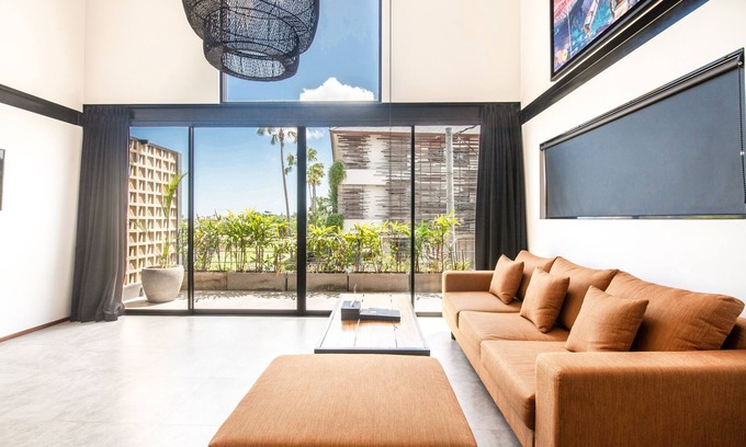 Munggu Apartment | Modern Spacious Loft 200m from the beach Canggu