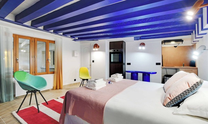 Paris City Center Apartment | Modern Studio for 2 - MusÃ©e du Louvre/Rivoli