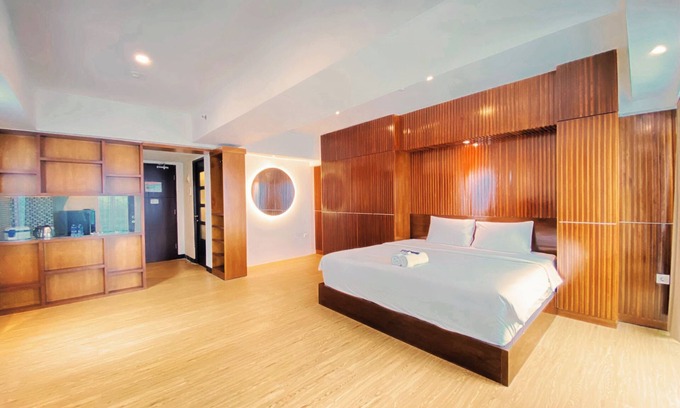 Pasirkaliki Apartment | Modern Studio Room Apartment At Tamansari La Grande