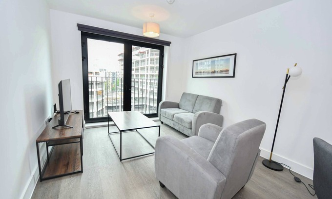 Liverpool City Centre Apartment | Modern & Stylish 1 Bed Apartment in Liverpool
