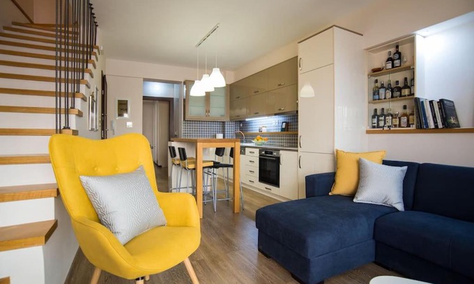 Itea Apartment | Modern, Stylish Maisonette