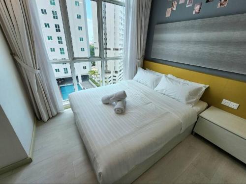 George Town Apartment | Modern Suite in Penang Island